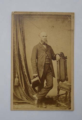 Cdv victorian man holding - victorian,