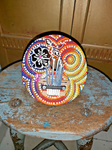 Hand painted karimba - hand,