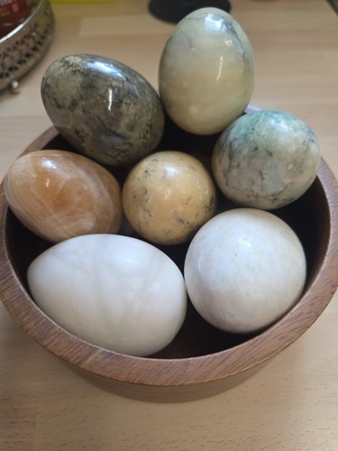 Marble eggs - marble,