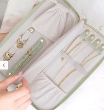 Stackers green travel - stackers,