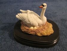 VINTAGE REGENCY FINE ARTS "SWAN" ON NEST WITH EGGS - RFA, resin,wooden base,sp.E