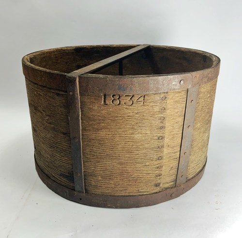 Antique primitive thick - , walled