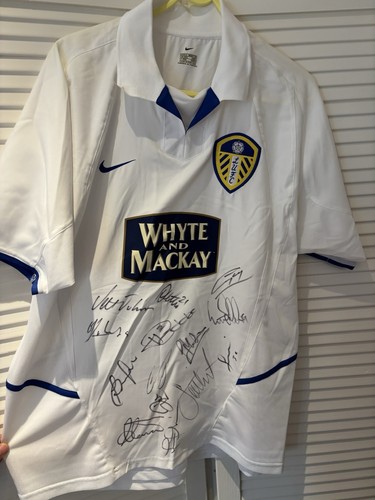 Signed shirt leeds 04 - by, 03/04