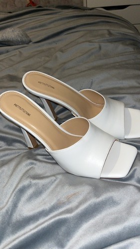 Pretty little thing - thing, white
