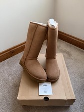 GENUINE UGG BOOTS W CLASSIC