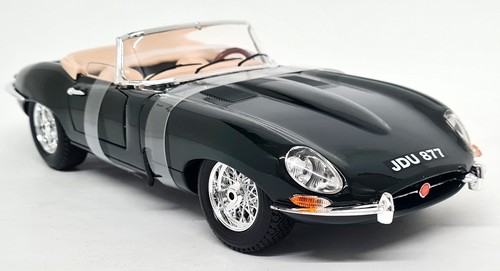 Maisto jaguar e type - 1/18,
