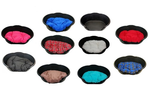 Large black pet - black,