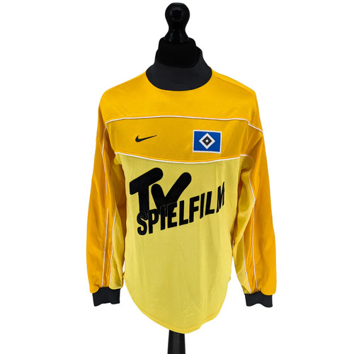 Hamburg signed goalkeeper