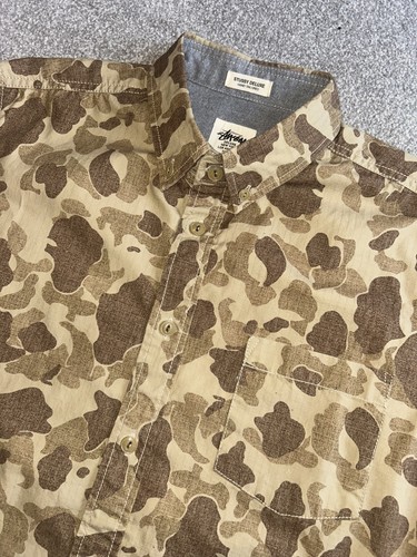 Stussy deluxe desert - “deluxe”,