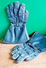 Vintage Leather Motorcycle Motorbike Gauntlet Gloves Furry Lining - Size M Mens