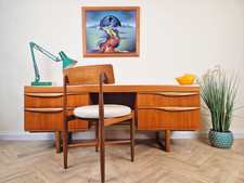 Vintage Mid Century Medium