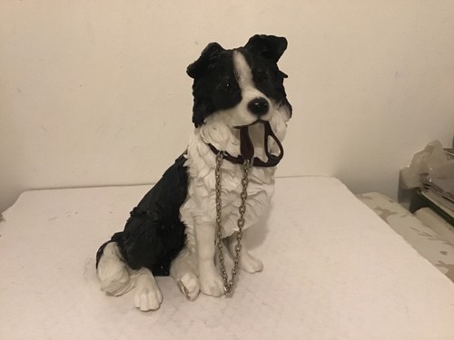 Leonardo walkies sitting - leonardo,