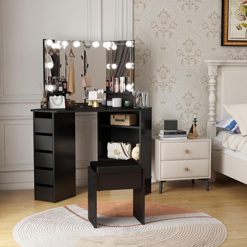 Black corner dressing - corner,