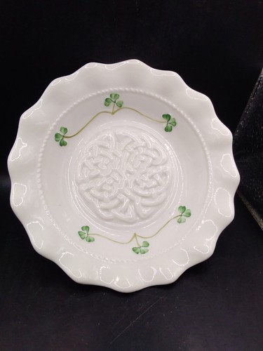 Belleek shamrock pattern - belleek,