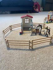Schleich Horse Stable and