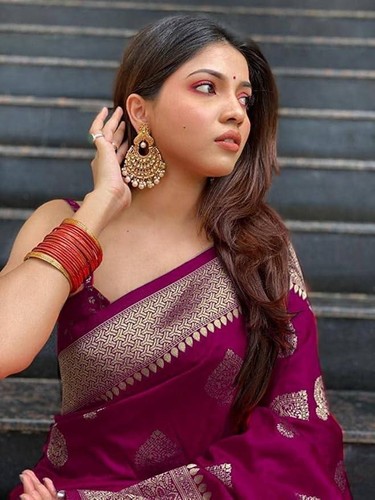 Women beautiful soft lichi - soft,