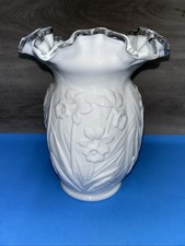 Fenton Silver Crest Daffodil