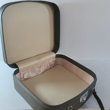 REVELATION Vintage Vanity Case