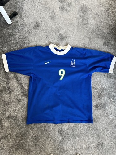 Nike ronaldo sample - r9, wings