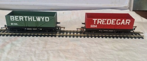 Hornby gauge freight - x, oo