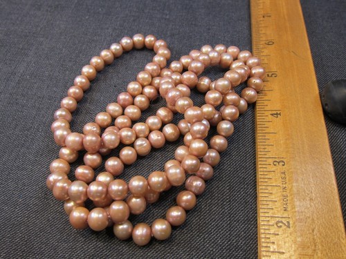 Beautiful strand necklace - 36",