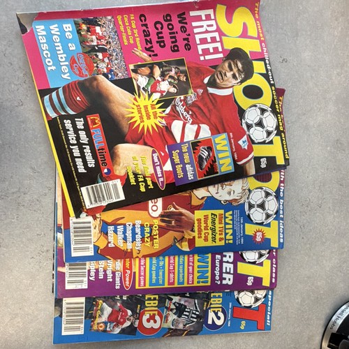 Shoot football magazines - football,