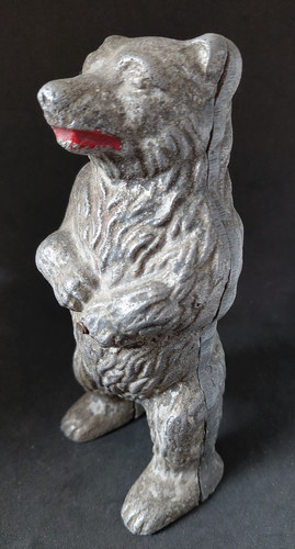 Vintage antique metal - metal, grizzly