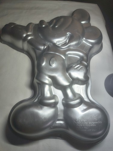 Official 1995 disney mickey - 1995,