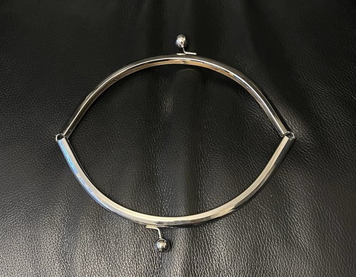 Silver toned metal purse frame - metal,