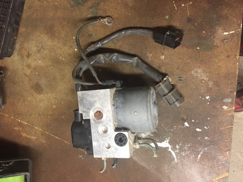 Mitsubishi evo abs unit - 5, 6