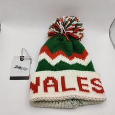 Big City Bobble Hat Wales Hat Retro Football Bobble Chunky Acrylic S6466
