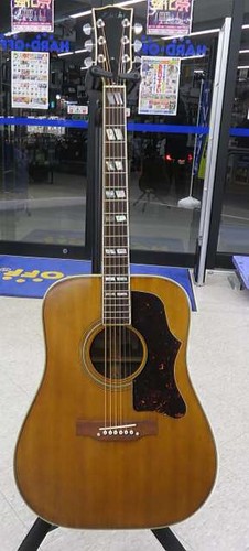 Chaki acoustic guitar - w-3,
