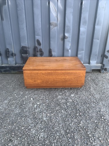 Mid century wooden - mid,
