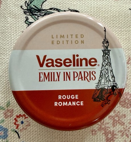 Vaseline emily paris - vaseline,