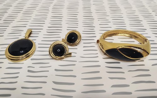 Trifari vintage jewelry - vintage,