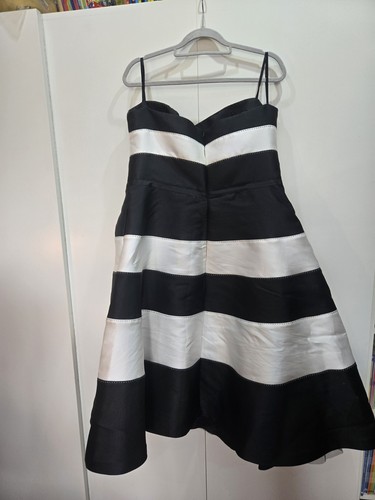 Flattering black white - flattering,
