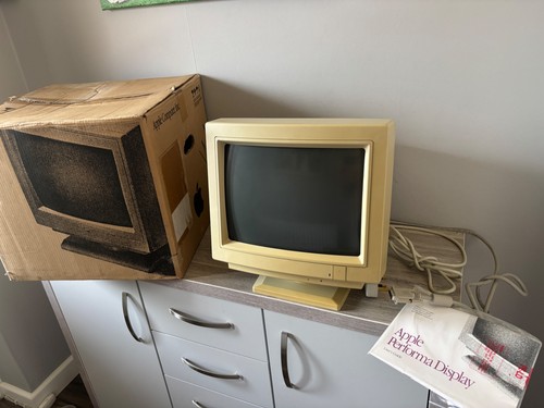 Vintage apple performa plus - apple,