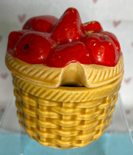 Lidded jam conserve - jam, pot