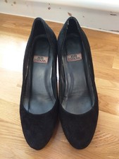 Ladies HB Espana Black Suede court shoes Uk 3 EU 36