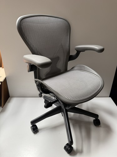 Herman miller size - size, aeron