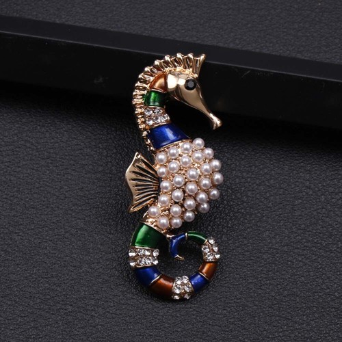 Imitation pearls seahorse - pearls,