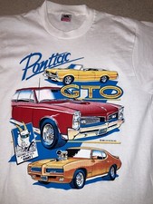 Vintage  NOS Pontiac GTO. Medium Fruit Of The Loom Best T-shirt  White
