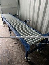 Blue conveyor machine