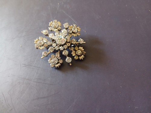 Old snowflake brooch - old,