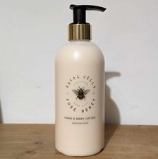 M&S Royal Jelly 250ml Hand &