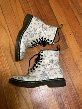 Dr Doc Martens cream Rose