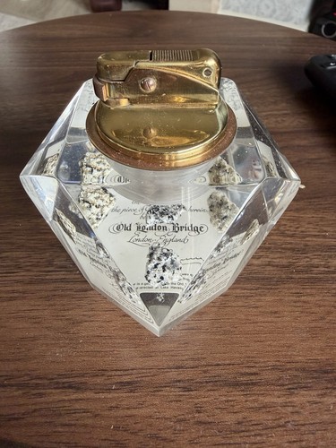 Unusual lucite plastic - lucite, lighter
