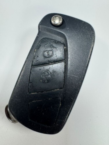 Ford flip key - , button