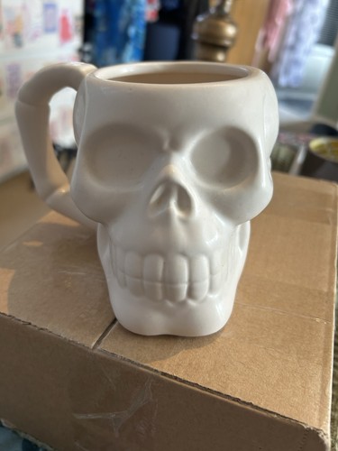 Thumbs ceramic skull mug - ceramic,
