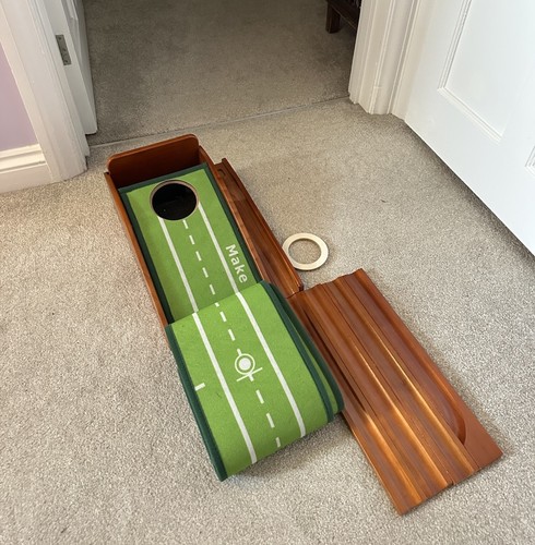 Putting mat for golf - putting,